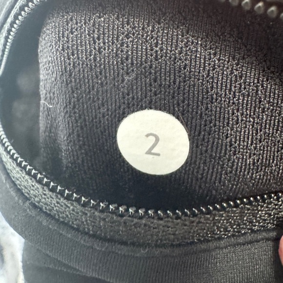 Lululemon Run For Your Money Jumper Short - Picture 2 of 14